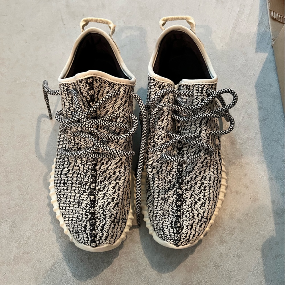 Adidas Yeezy 350 Turtle Dove Size 8